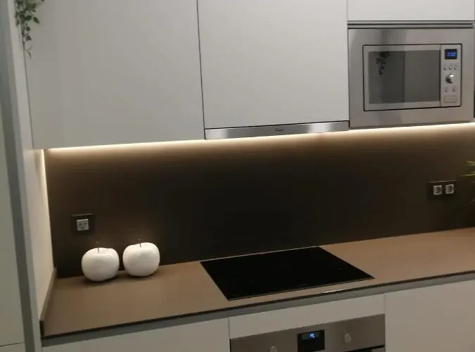 Glory Zurriola With Ac 圣塞瓦斯蒂安